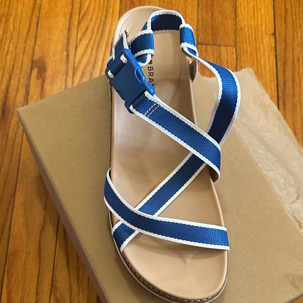 Lucky Brand Imbae Classic Blue Iroh Webbing Sandals - SZ 11M - NIB
